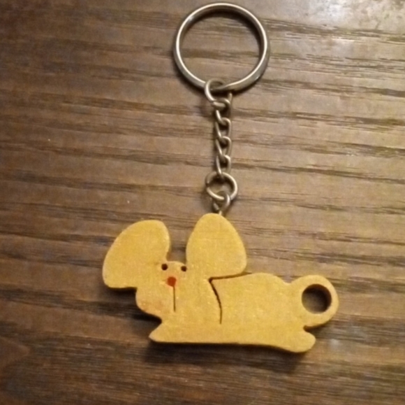 Vintage Double sided wooden mouse keychain - Picture 4 of 4